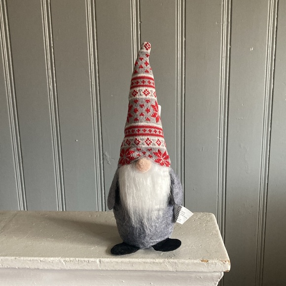 NWT-14” Gray Christmas Holiday Gnome Decorstion w/ Red, White & Gray Sweater Hat - Picture 7 of 17